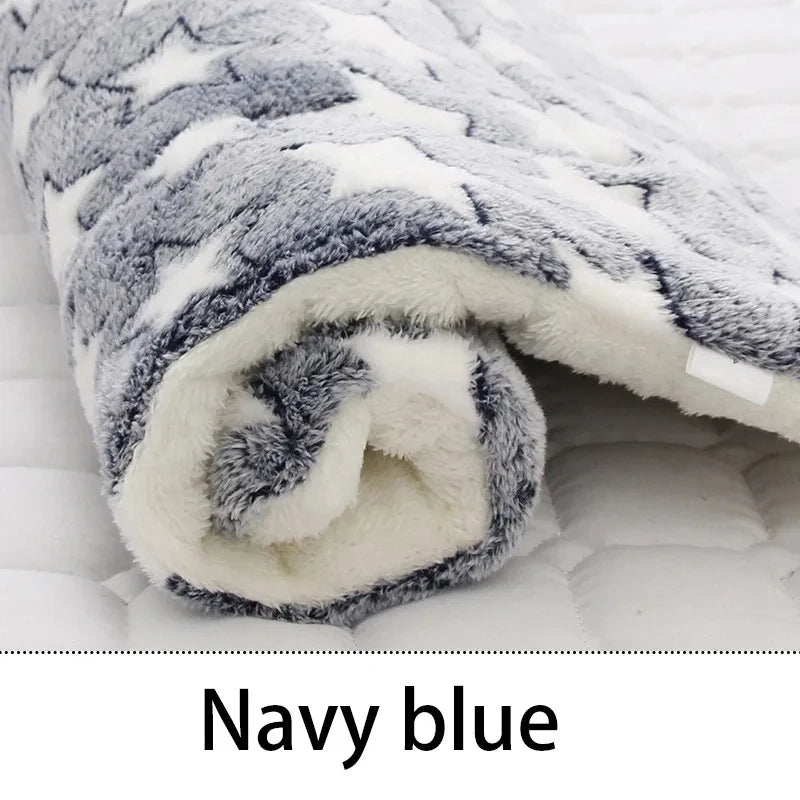 Ultra-Soft Flannel Pet Bed - Cozy Winter Sleeping Mat for Dogs & Cats