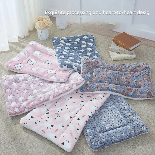 Ultra-Soft Flannel Pet Bed - Cozy Winter Sleeping Mat for Dogs & Cats