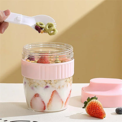 Portable Breakfast Cup with Spoon - 570ml Oatmeal Yogurt Cereal Container